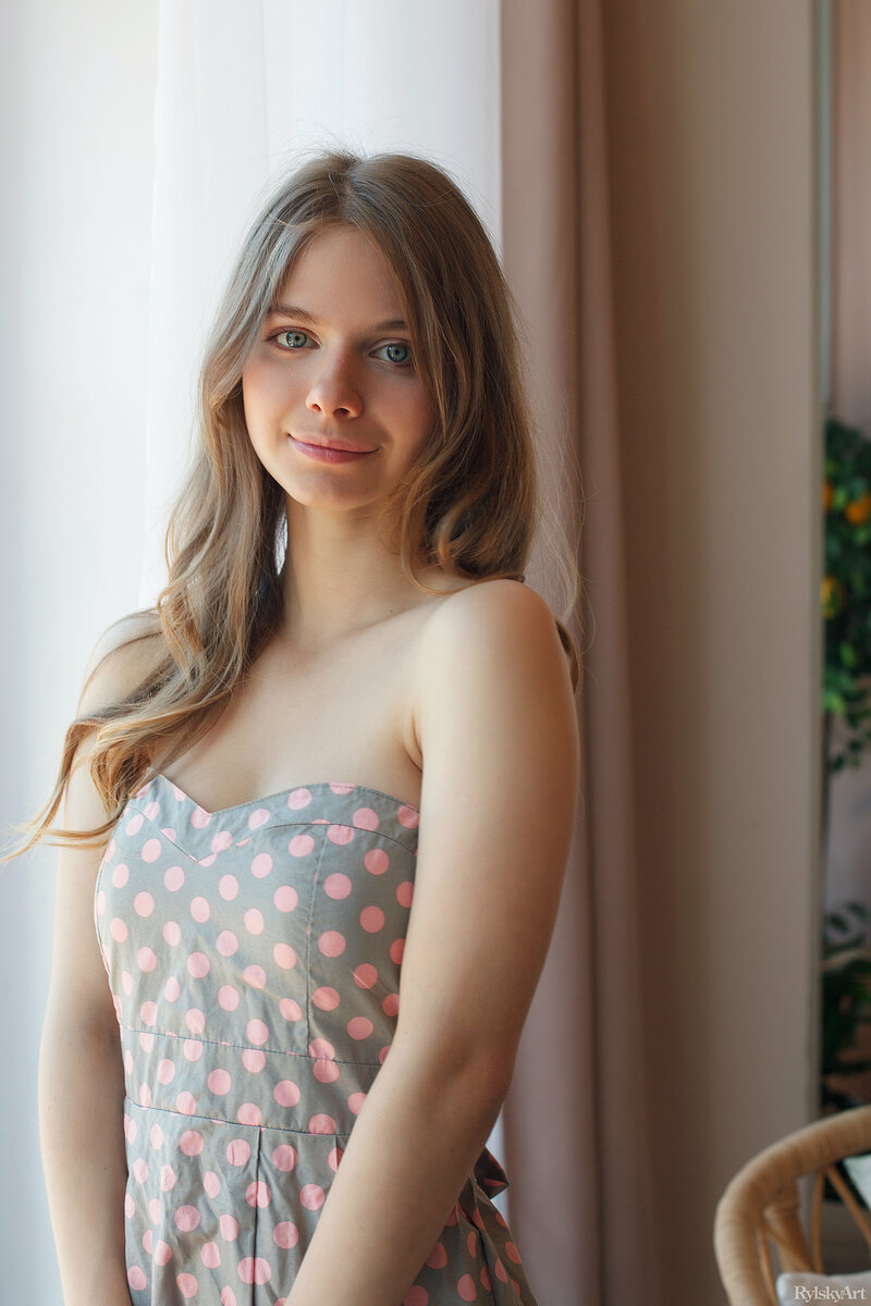 Алина, 24
